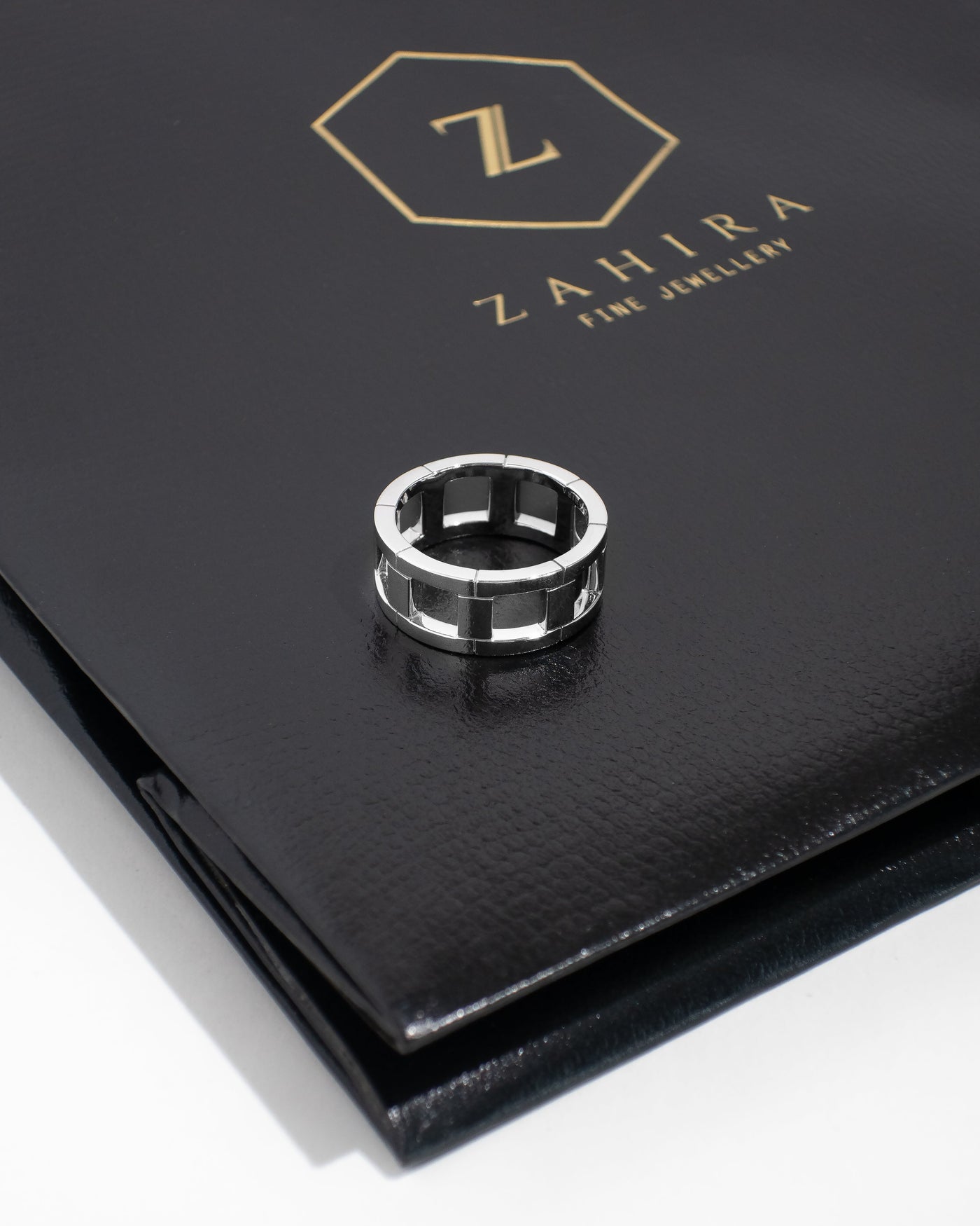 Mens Link Ring