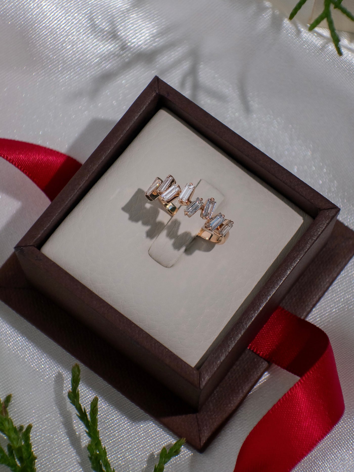 Scattered Diamond Baguette Ring in 18k Rose Gold