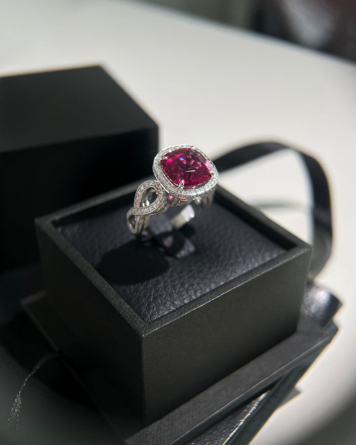 Magenta Rubellite and Diamond Ring – Zahira Fine Jewellery