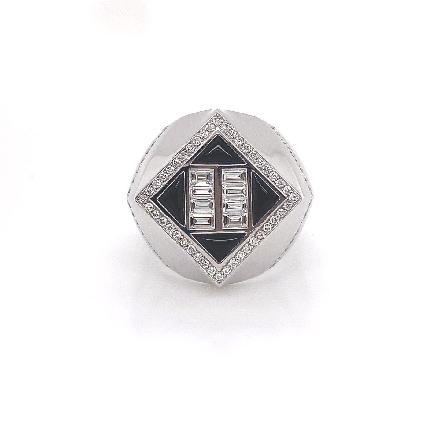 White Gold Ring with Black  Onyx Baquette Diamonds