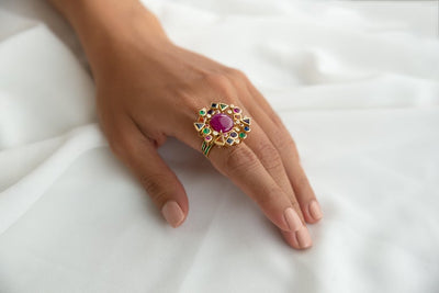 8 Carat Burmese Ruby Cabochon and Multicolored Gems Ring in 18 Karat Gold