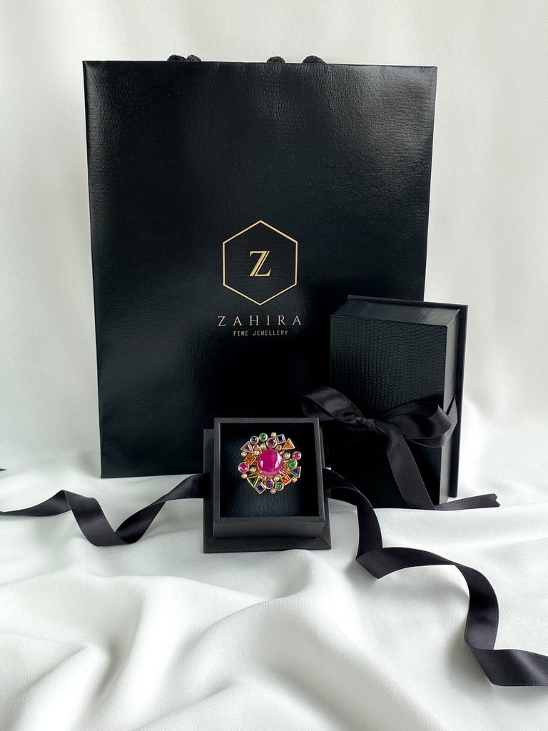 8 Carat Burmese Ruby Cabochon and Multicolored Gems Ring in 18 Karat Gold